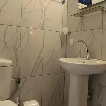 Hotel Robina Bungalov *